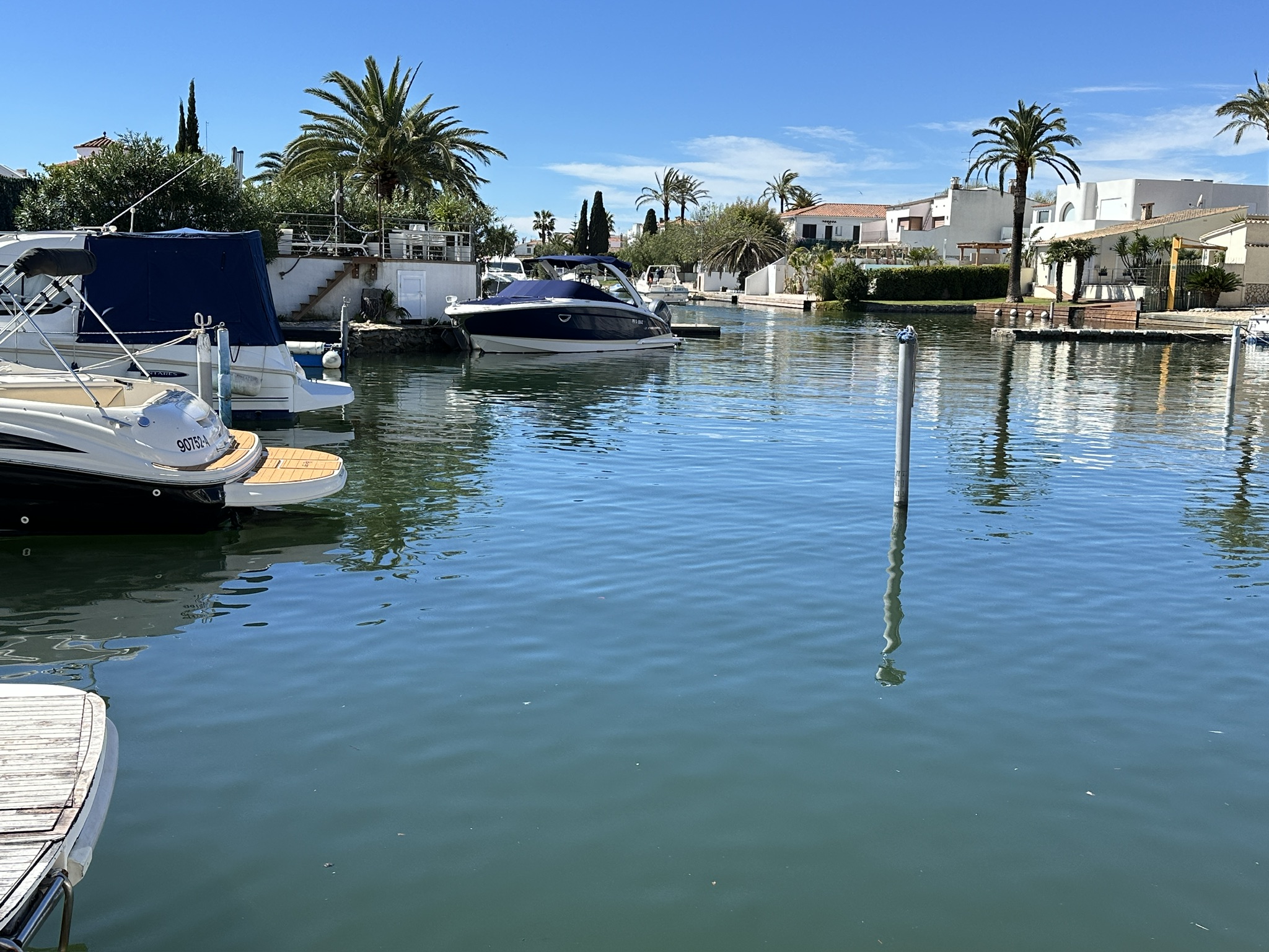 Blick über die Landschaft der Costa Brava